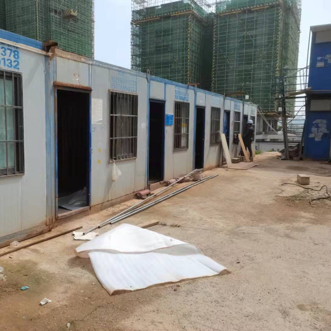 铁山港\\厂房拆除回收：让废弃建筑重获新生\\
